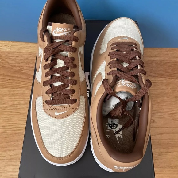 ***SOLD***Nike Air Force 1 low 2021 Acorn brown beige sneakers mens size 10.5 - Picture 4 of 5